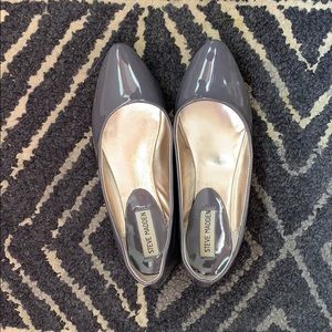 Steve Madden Ibiza Flat Size 8 Patent Gray